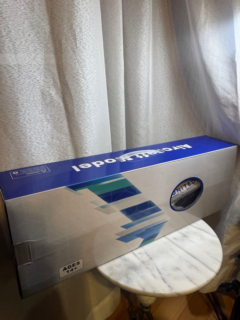 ユナイテッド航空 Boeing 787 精密モデル LED搭載 46cm