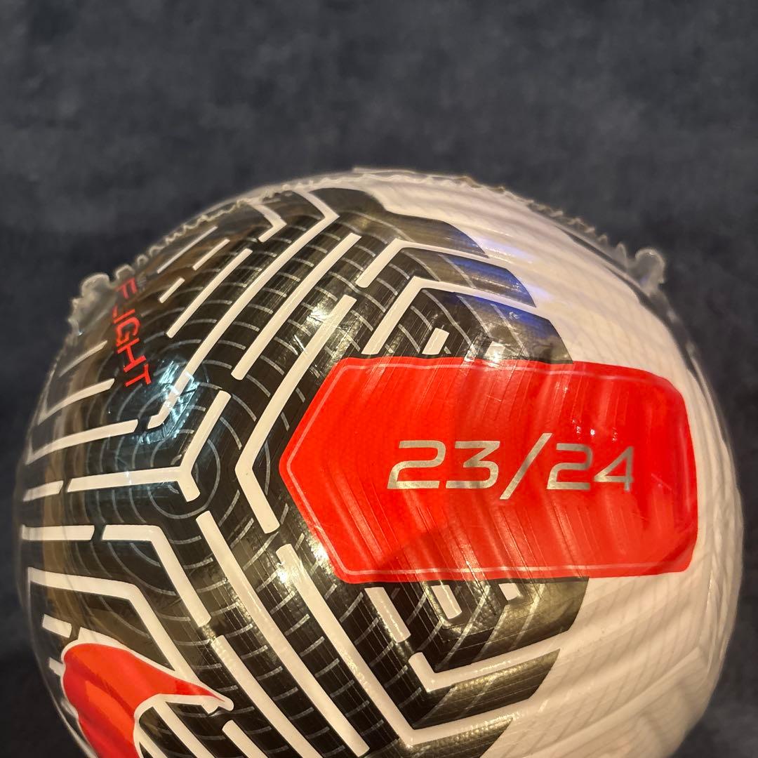 サッカーボール NIKE Flight Soccer Ball