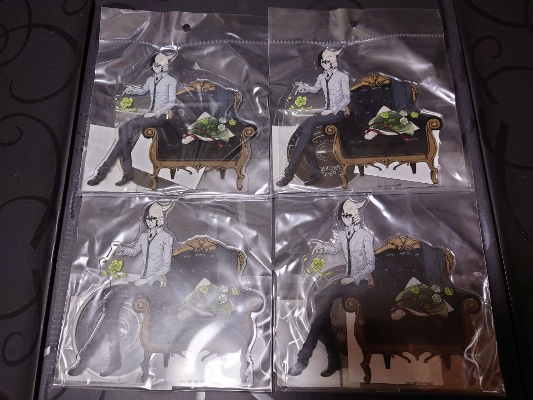 BLEACH ウルキオラ・シファー アクリルスタンド 4点セット
