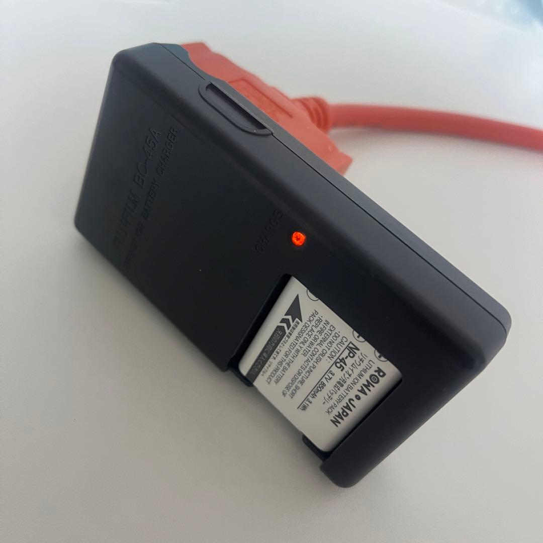 【訳あり　動作確認済】 FUJIFILM FINEPIX J10 デジカメ