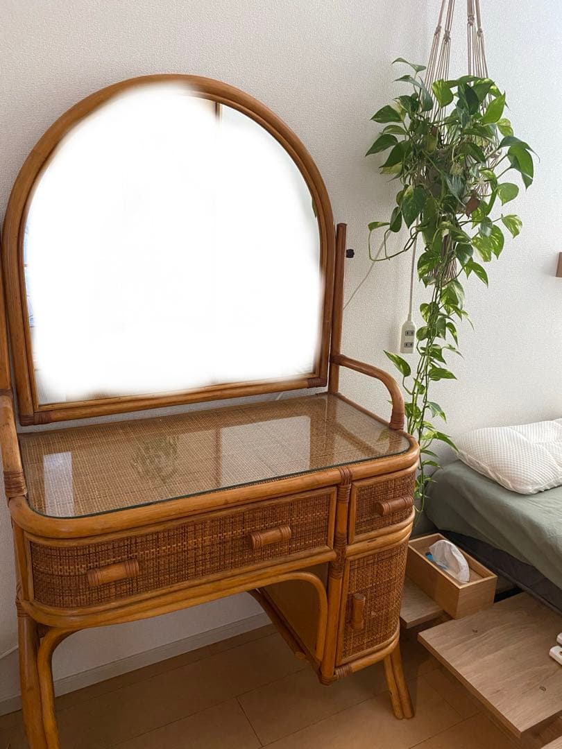 ラタン ドレッサー 大きな鏡付き