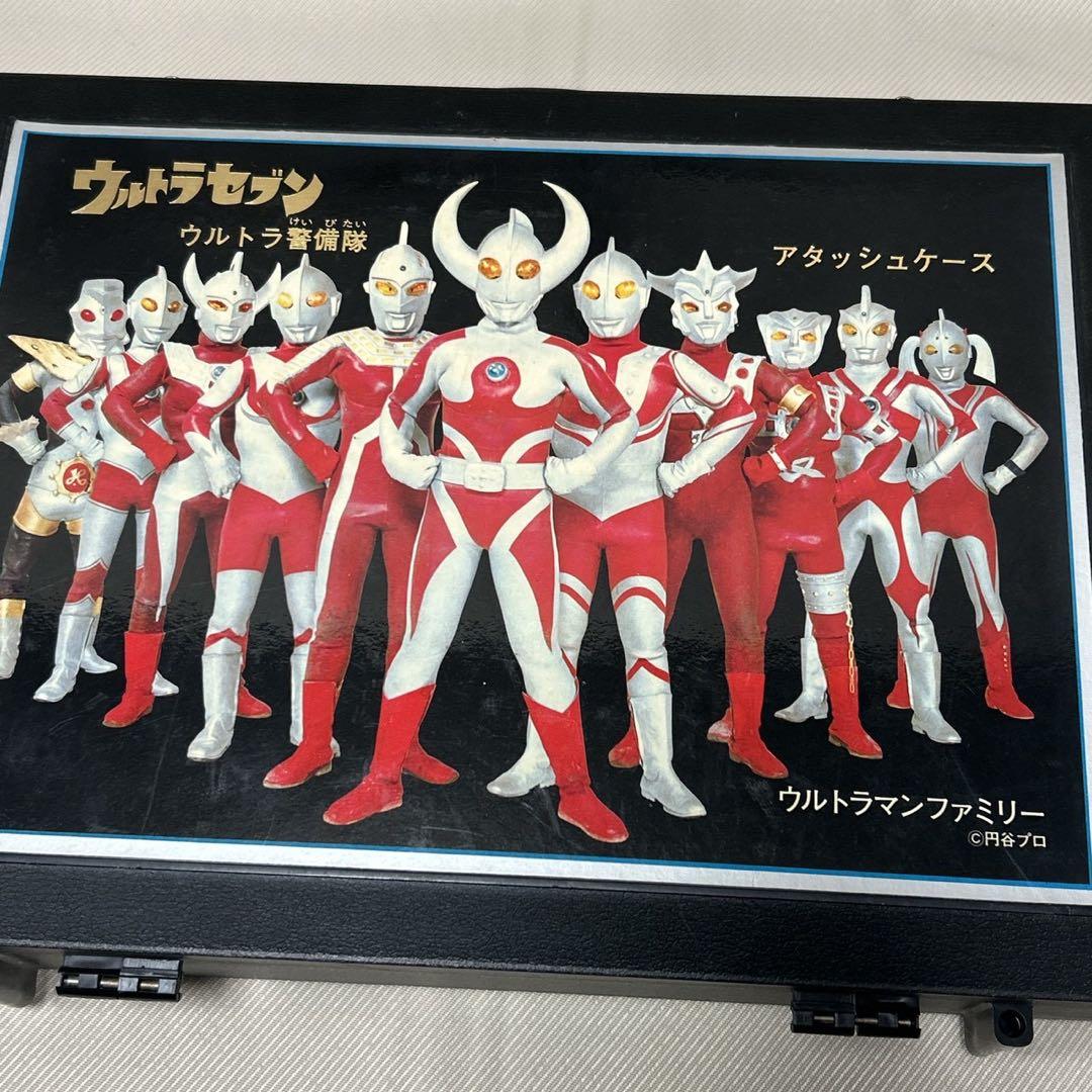 F.ポピー　ウルトラ警備隊　アタッシュケース　年代物おもちゃ