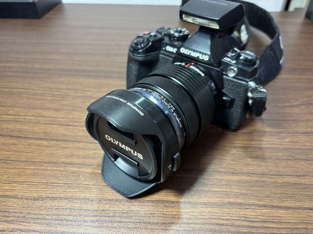 オリンパスom-d em1 レンズ3本セット