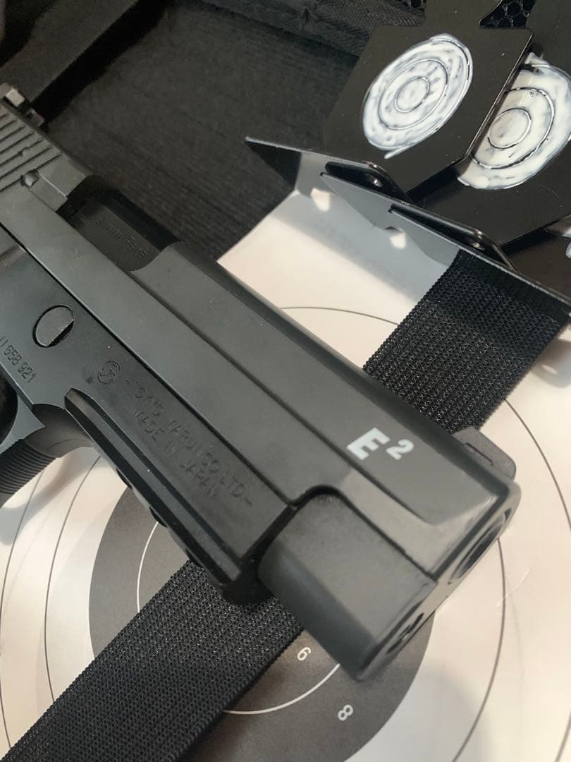 東京マルイ製！シグ ザウエル P226レイルハイスペック軍用拳銃リアリティモデル