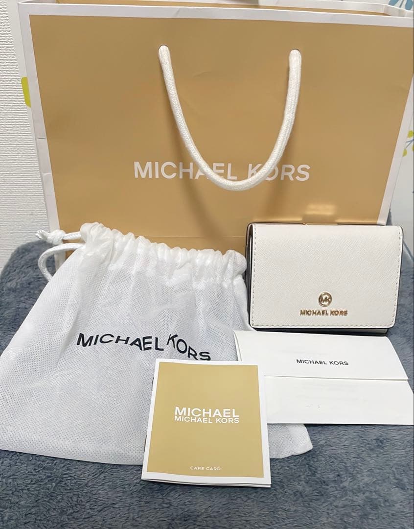 MICHAEL KORS ホワイト三つ折り財布