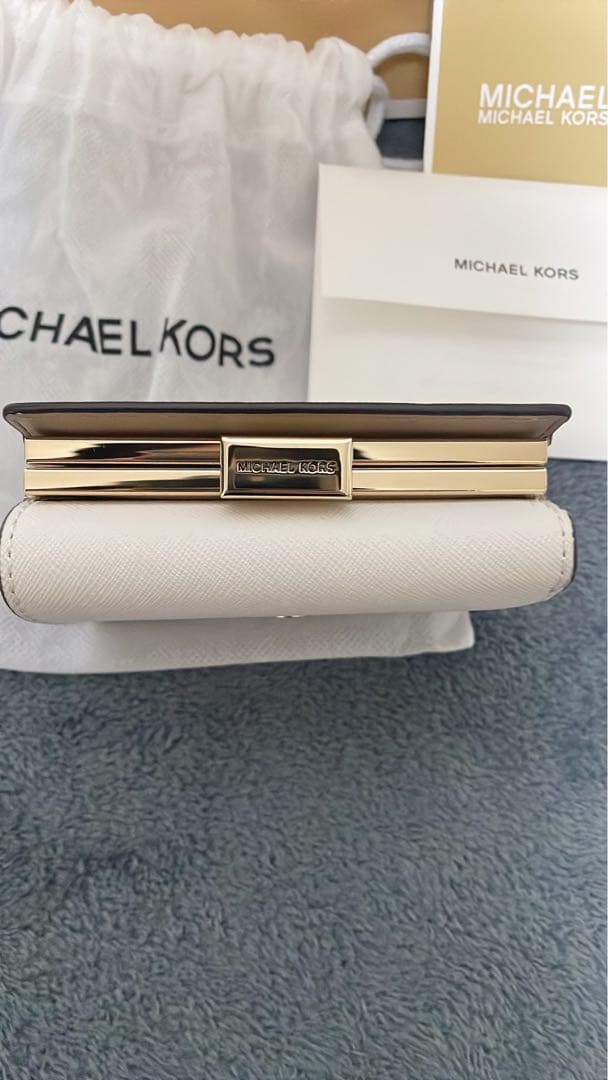MICHAEL KORS ホワイト三つ折り財布
