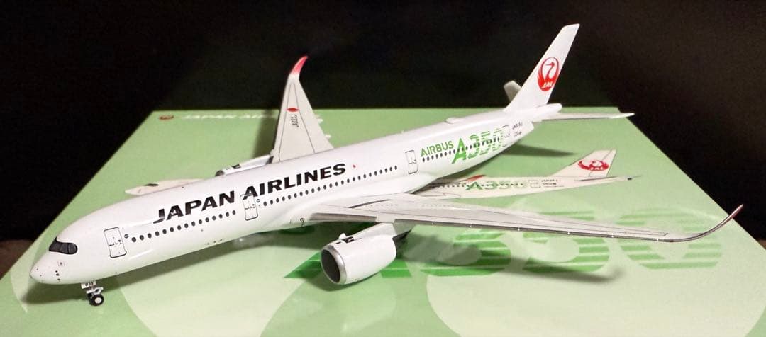 JAL A350-900 1/400 飛行機模型