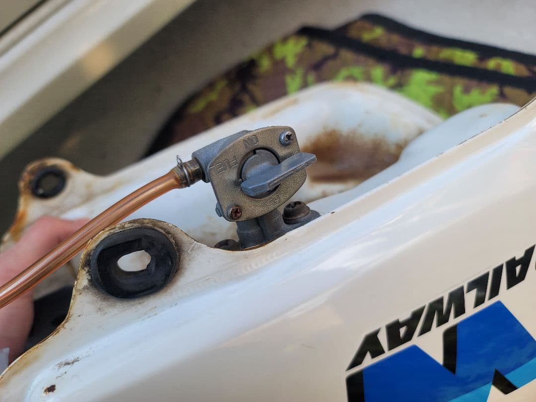 TW200純正ガソリンタンク