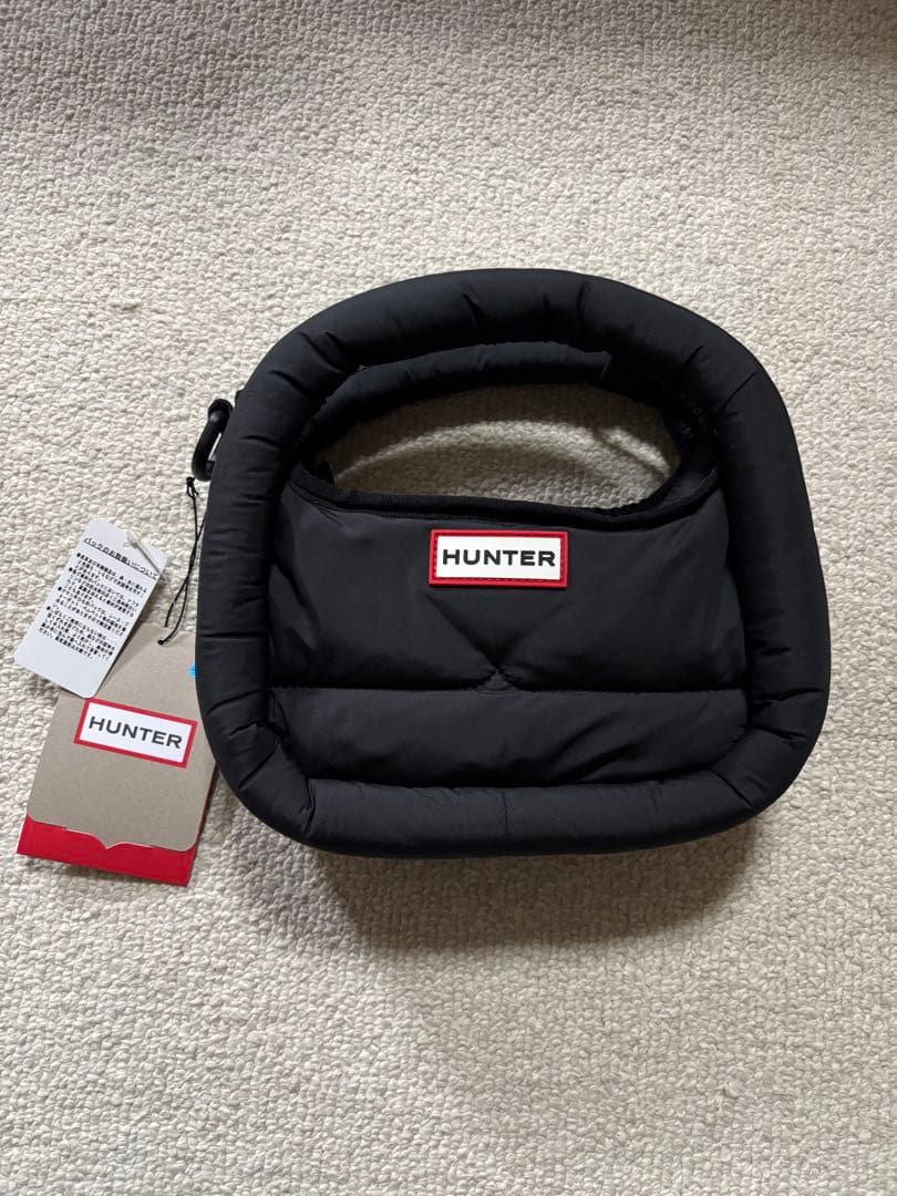 [新品]HUNTER フレイムド パファー ミニ ホーボー新品タグ付き