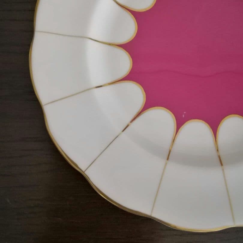 逸品　朱地アールデコ様式　ケーキ皿　飾り皿　ロイヤルアルバート　英国　1917年