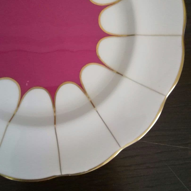 逸品　朱地アールデコ様式　ケーキ皿　飾り皿　ロイヤルアルバート　英国　1917年