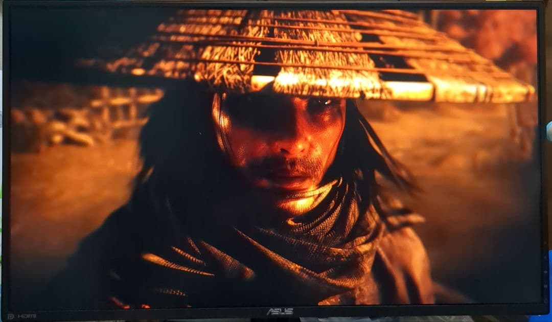 ASUS ゲーミングモニター TUF Gaming VG27AQ