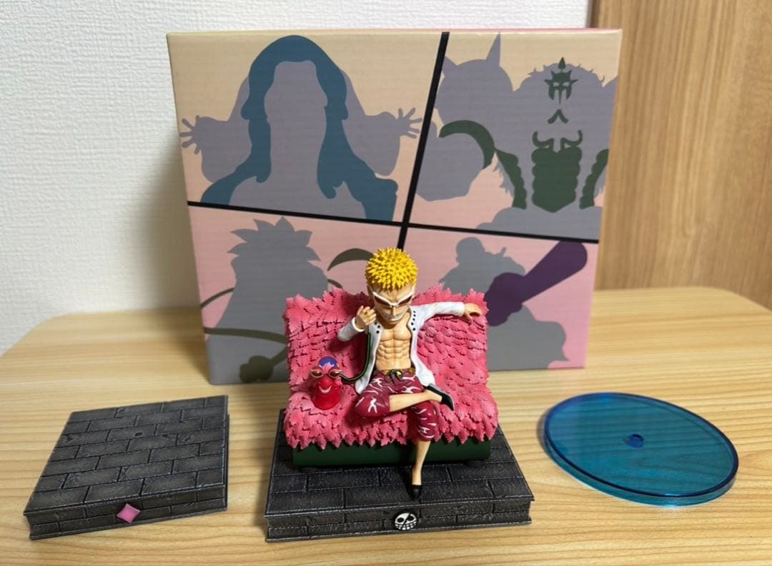 ドフラミンゴ　フィギュア　A+Studio