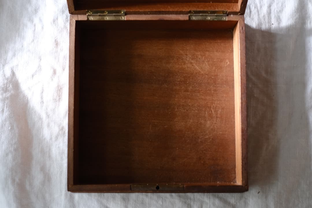 フランスアンティーク｜ネオ・ルネサンス様式の木箱