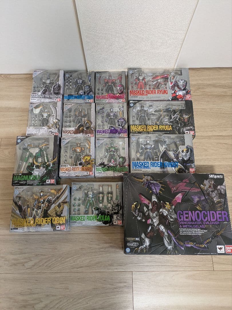S.H.Figuarts フィギュアーツ　仮面ライダー龍騎　15個セット　開封済