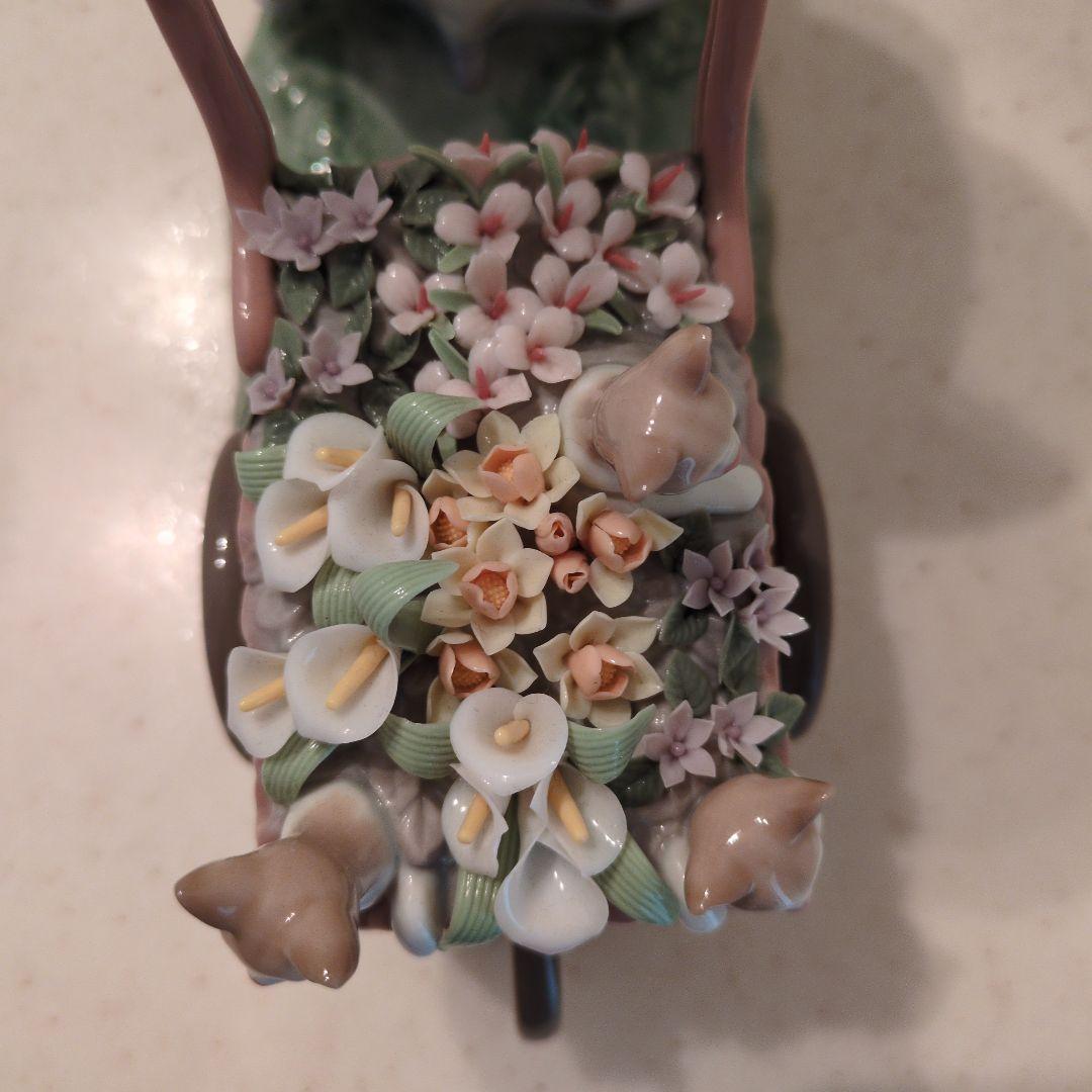 【希少】Lladro　リヤドロ　女性　猫　花　花籠　麦わら帽子