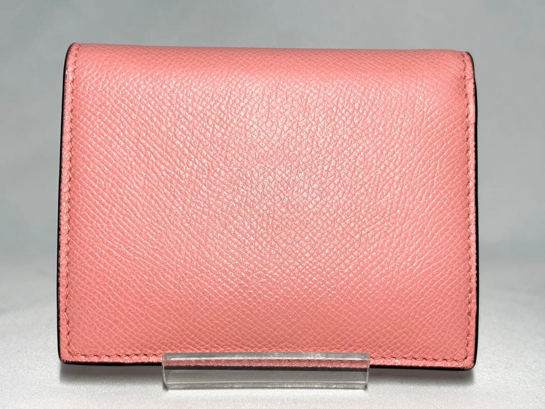 【良品】サルヴトーレフェラガモ　二つ折り財布