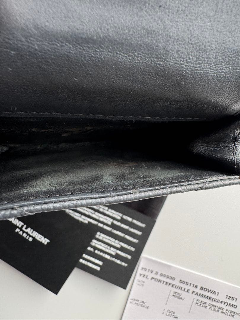 【限定価格】 219 Saint Laurentイブサンローラン3つ折り財布