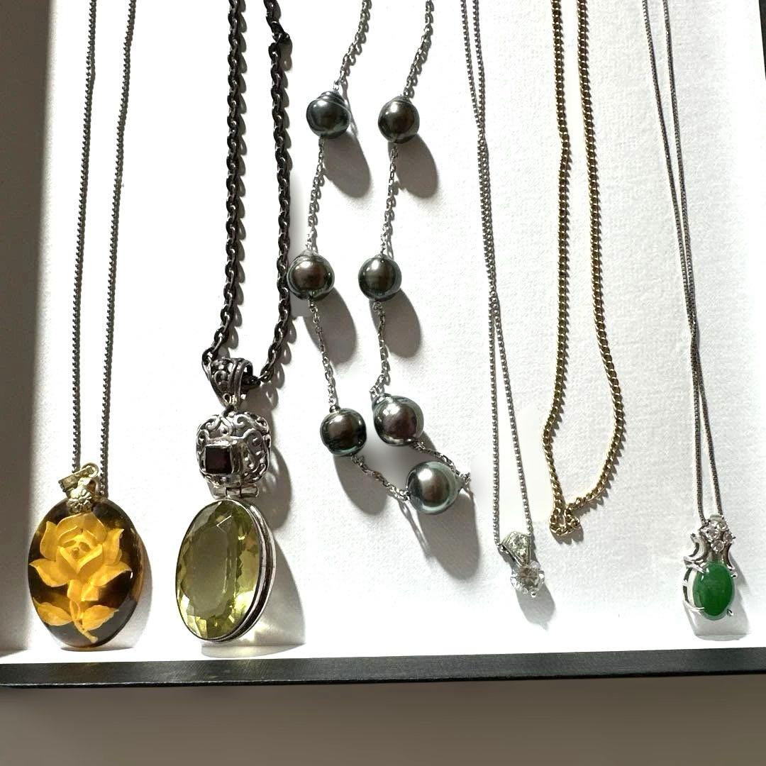 遺品整理　アクセサリーまとめ イミテーション　28個