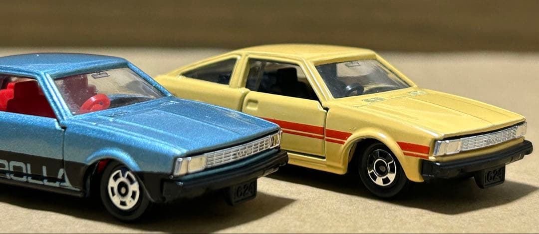 トミカ トヨタ カローラレビン 2台セット