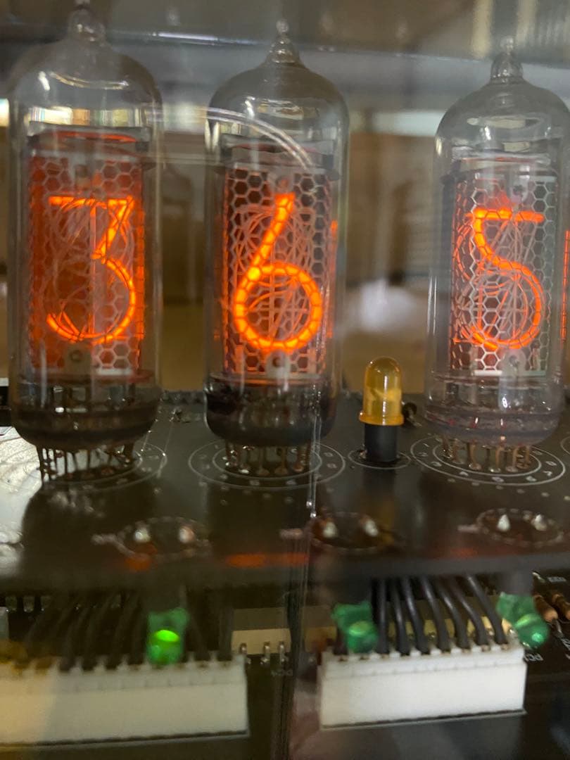 Nixie Clock（ニキシー管時計）