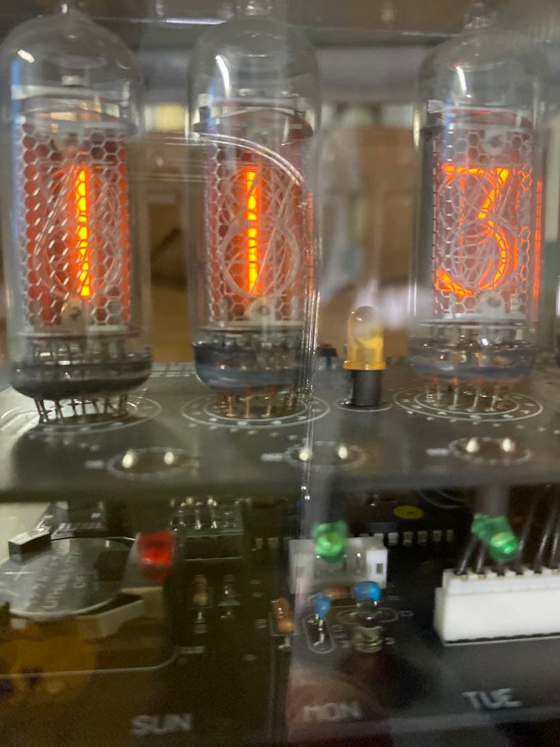 Nixie Clock（ニキシー管時計）