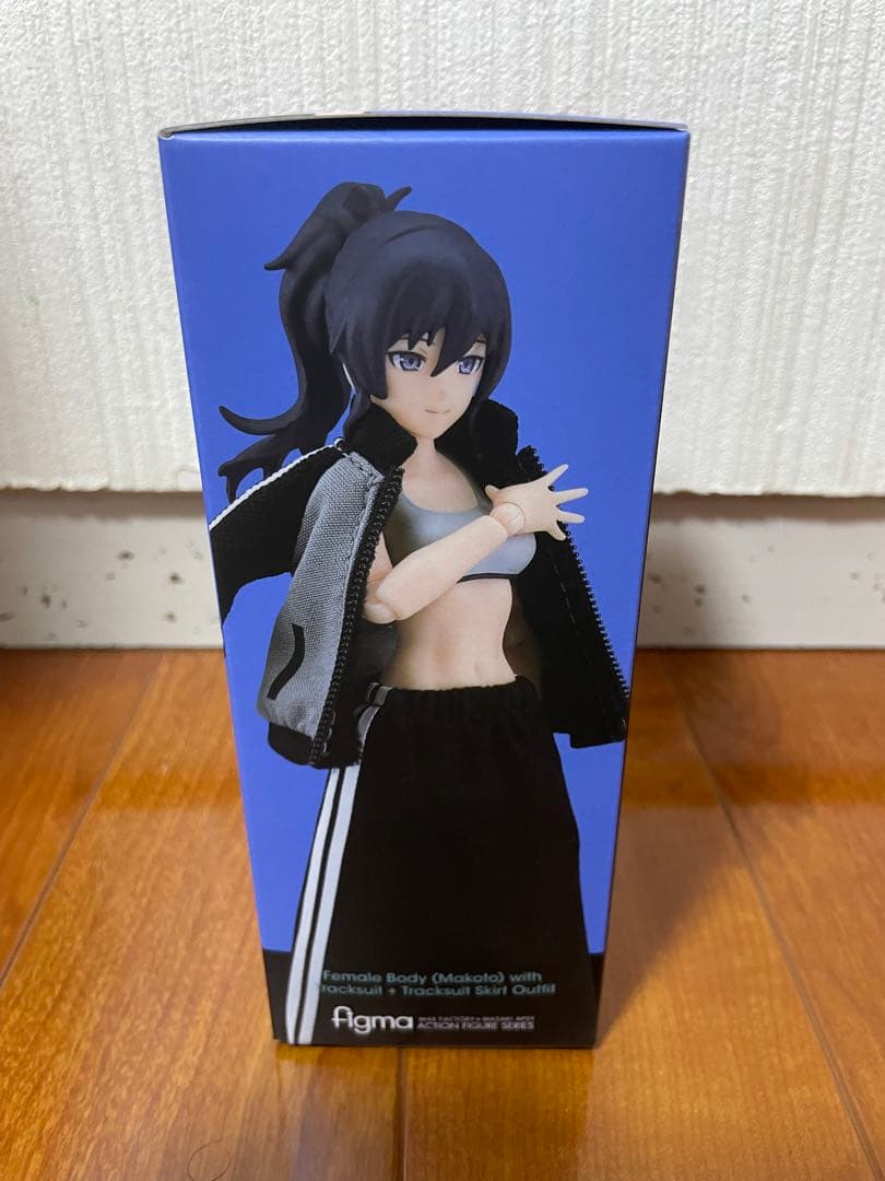 【未開封】 figma 601 女性body マコト ジャージ ＋ スカート　①
