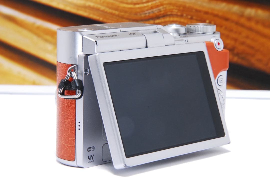 LUMIX GF9 オレンジ 4k SNS Wi-Fi チルト ミラーレス