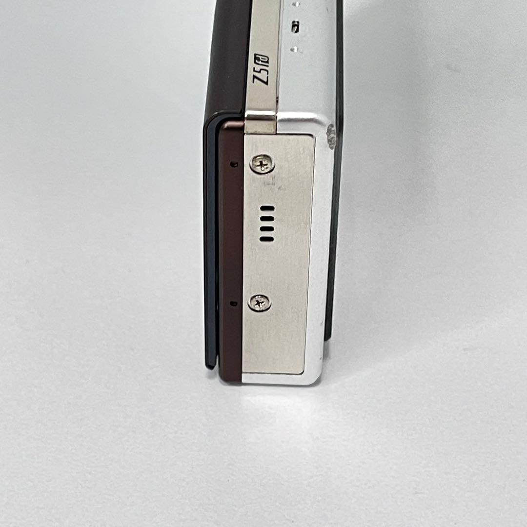 FUJIFILM FINEPIX Z5 6.3メガピクセル　コンデジ　デジカメ