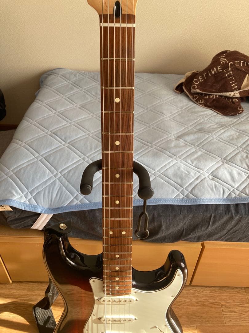 10月中 fender player stratocaster sunburst