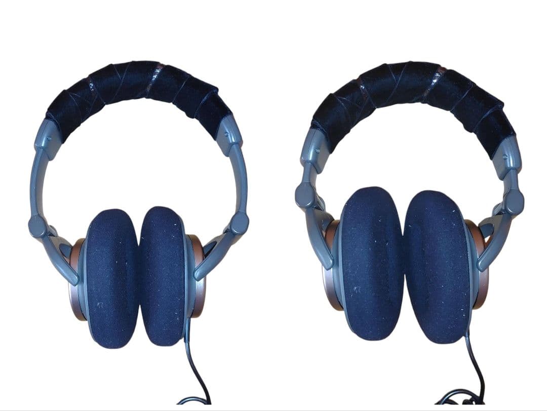 【動作OK】ソニー　モニター用ヘッドホン　有線ヘッドホン　MDR-Z900