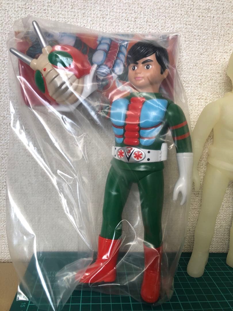 面取れ★仮面ライダーV3★2体セット★蓄光版　石森プロ　ポピーJAPAN