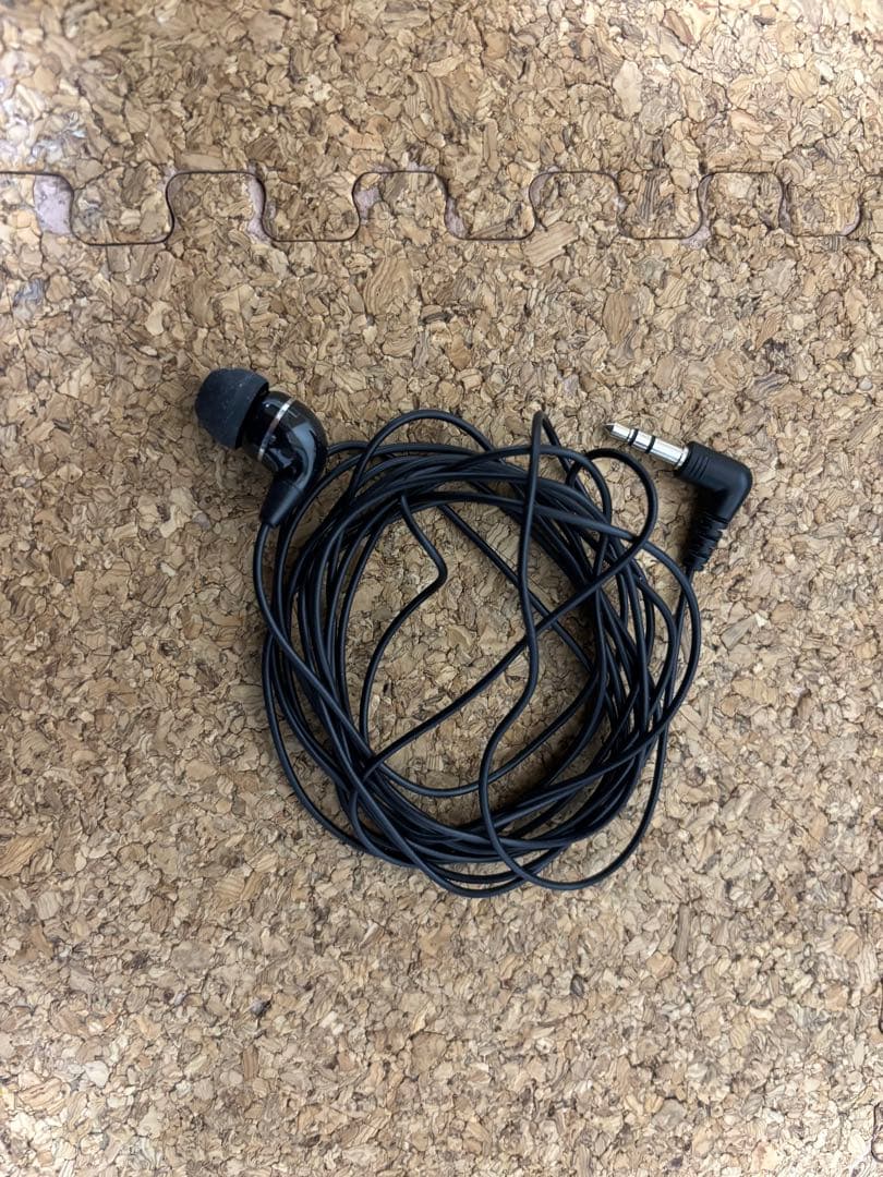 小型液晶テレビ　SHARP AQUOS 19インチ 2T-C19DE-B