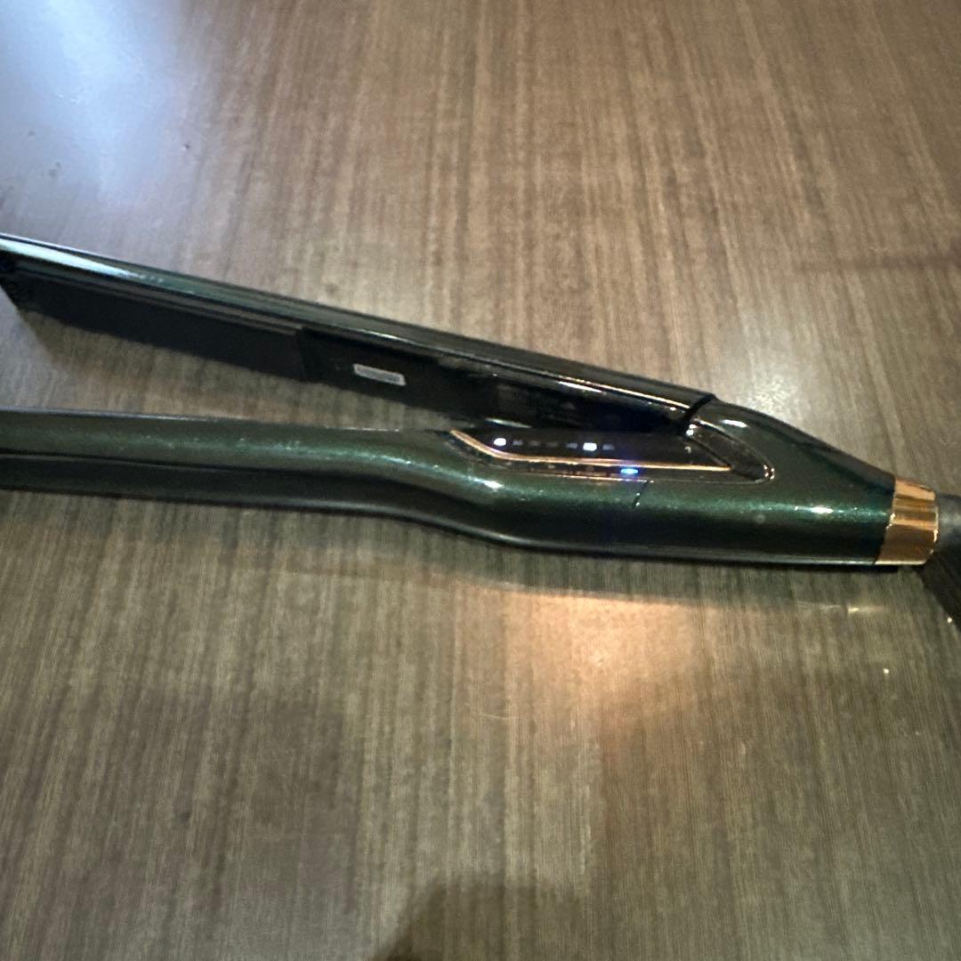 HAIRBEAURON 7D　ストレートアイロン　ヘアビューロン