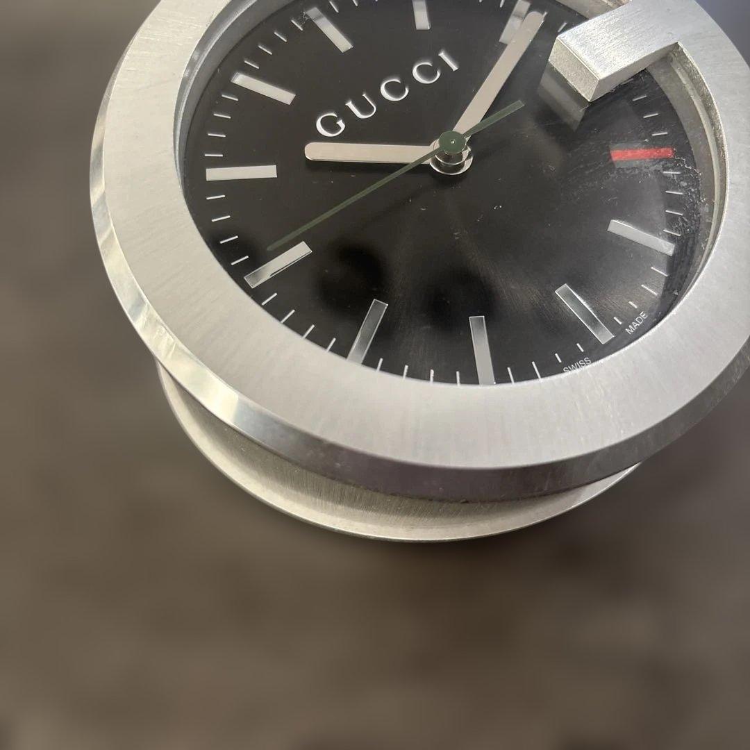 GUCCI ラウンド型置時計 210ブラック/シルバー　ジャンク品