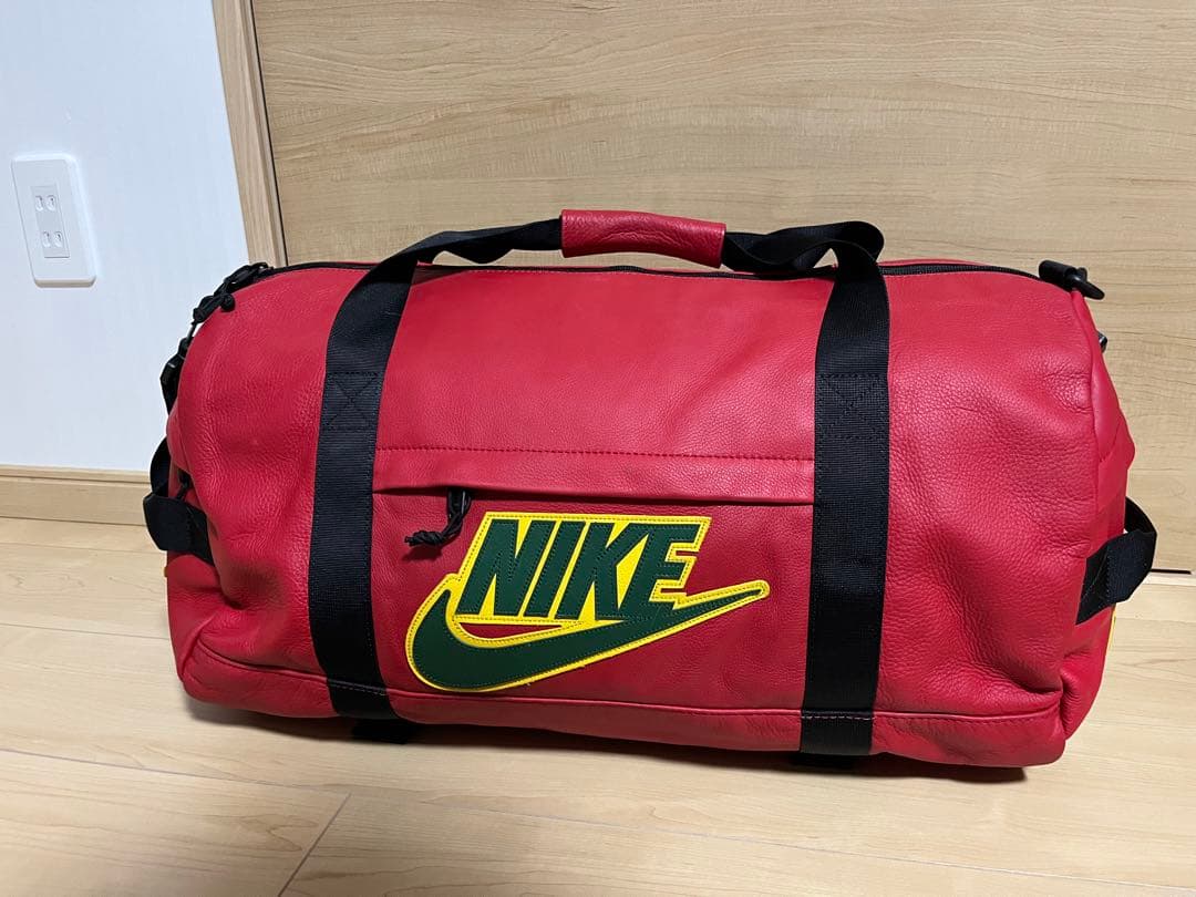 supreme シュプリーム Nike leather duffle bag