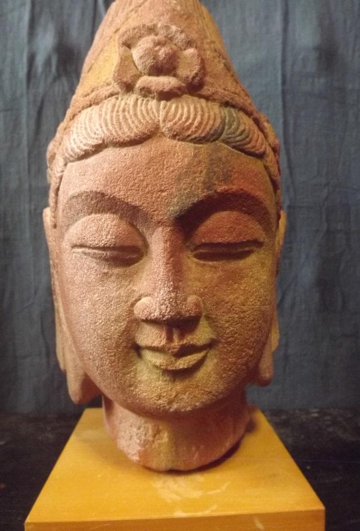 ガンダーラ石仏の仏頭　3から5世紀　発掘品　仏教美術