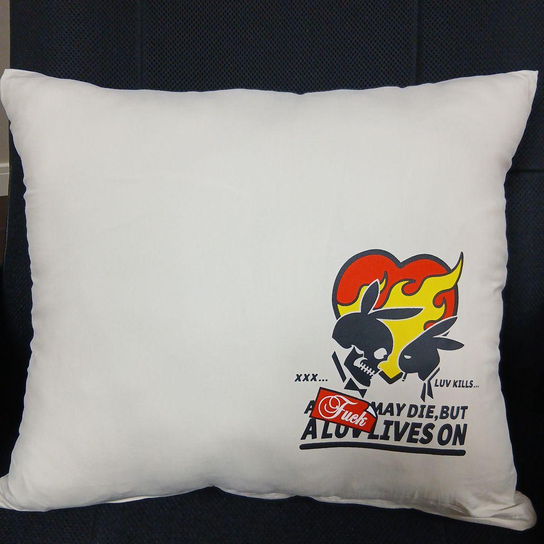 マリリン・モンローとケネディのARTクッション