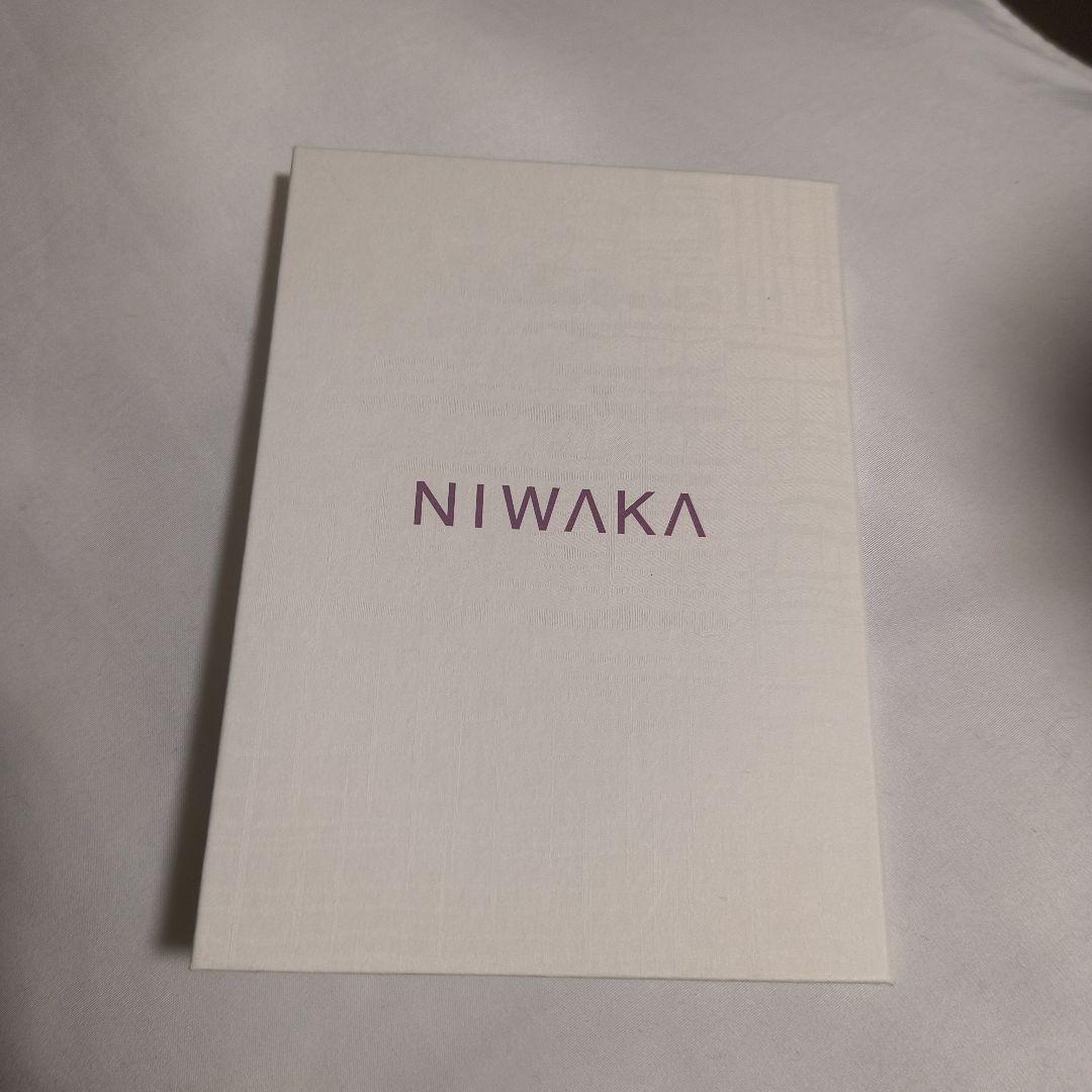 NIWAKA ホワイトスクエアボックス初桜9号シルバー