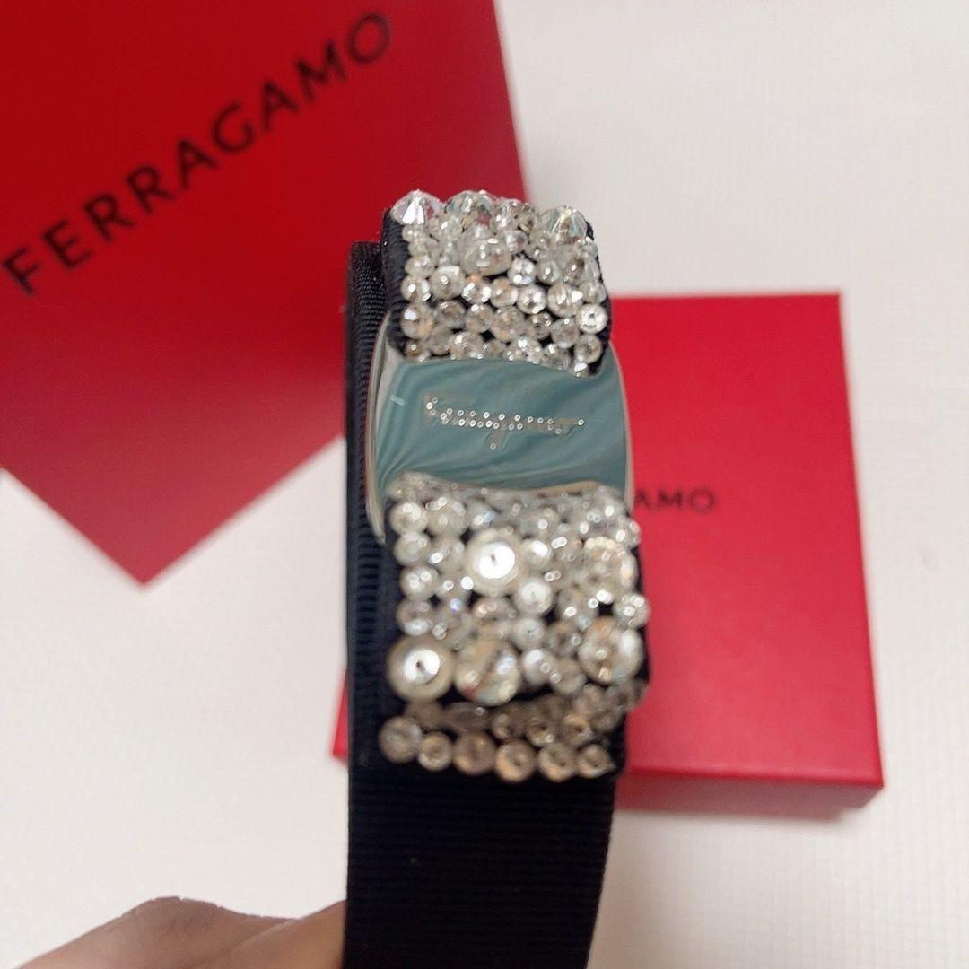 美品　ferragamo フェラガモ　カチューシャ　ビジュー　ストーン　ビジュー