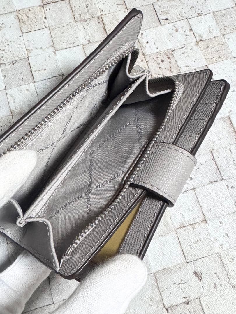 マイケルコース MICHAEL KORS 二つ折り財布 グレー 福袋