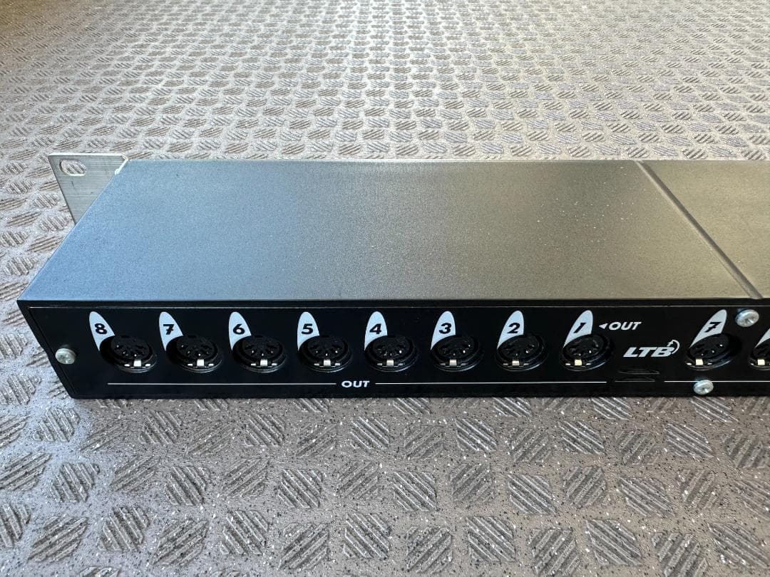 Steinberg MIDEX 8 MIDIインターフェース