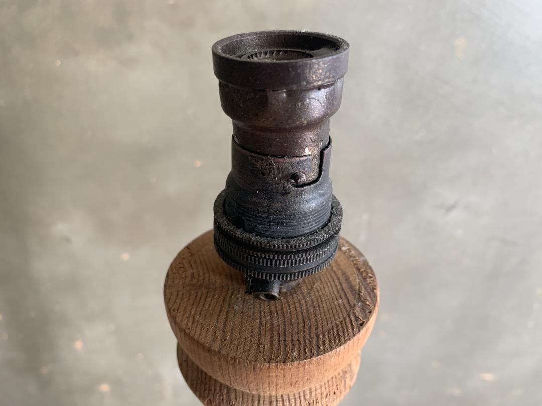 フランス アンティーク　パイン材 木製・真鍮 フロアランプ ブロカント