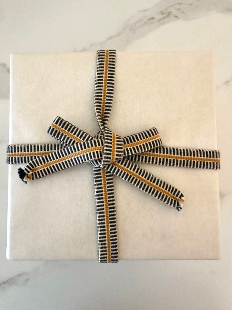 未使用　兜の絵　黒楽　茶道具　京焼　桂窯　伊東桂楽造　茶碗　子供の日　端午の節句