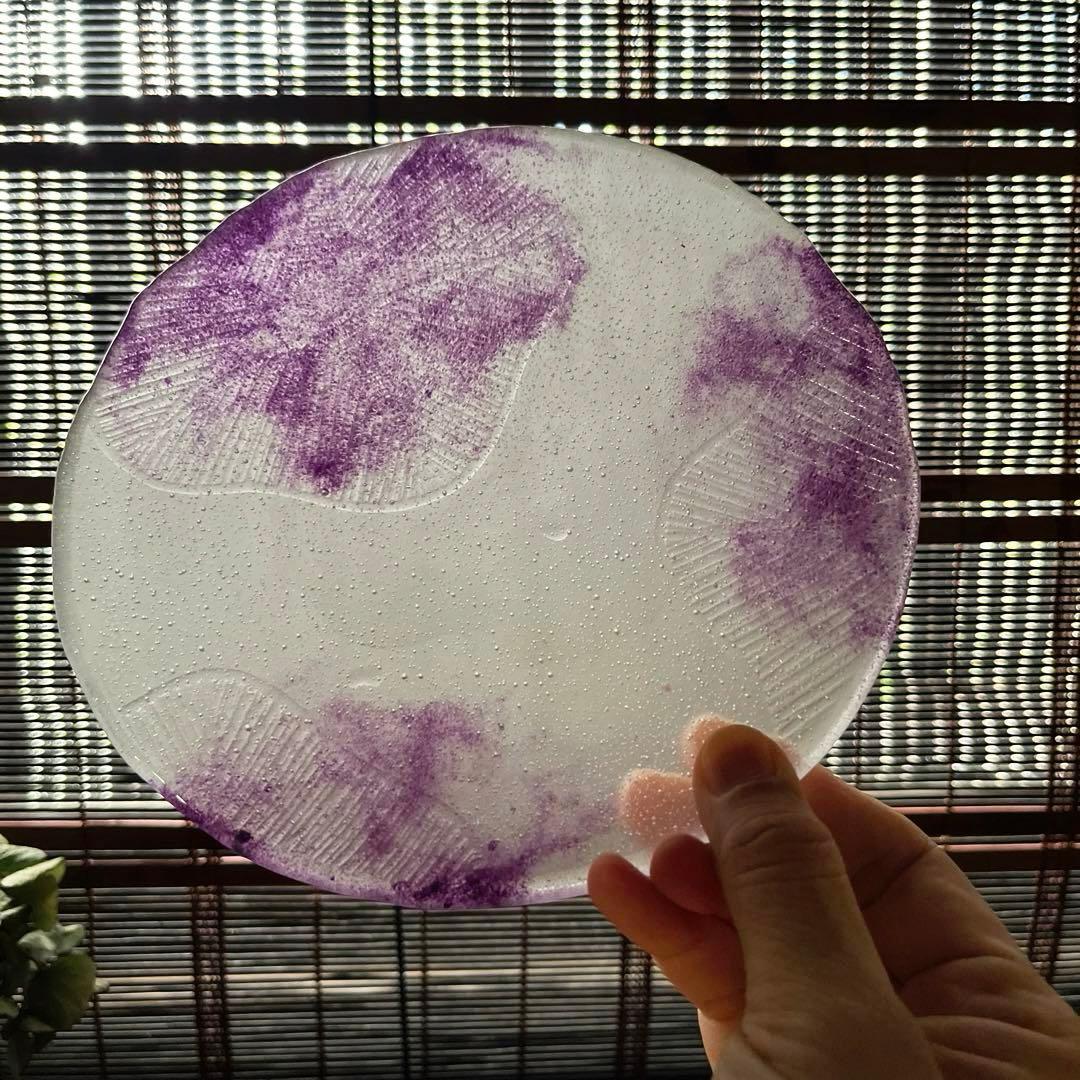 骨董　現代工芸　作家物　パート・ド・ヴェール　プレート　中皿　１客　サイン有り