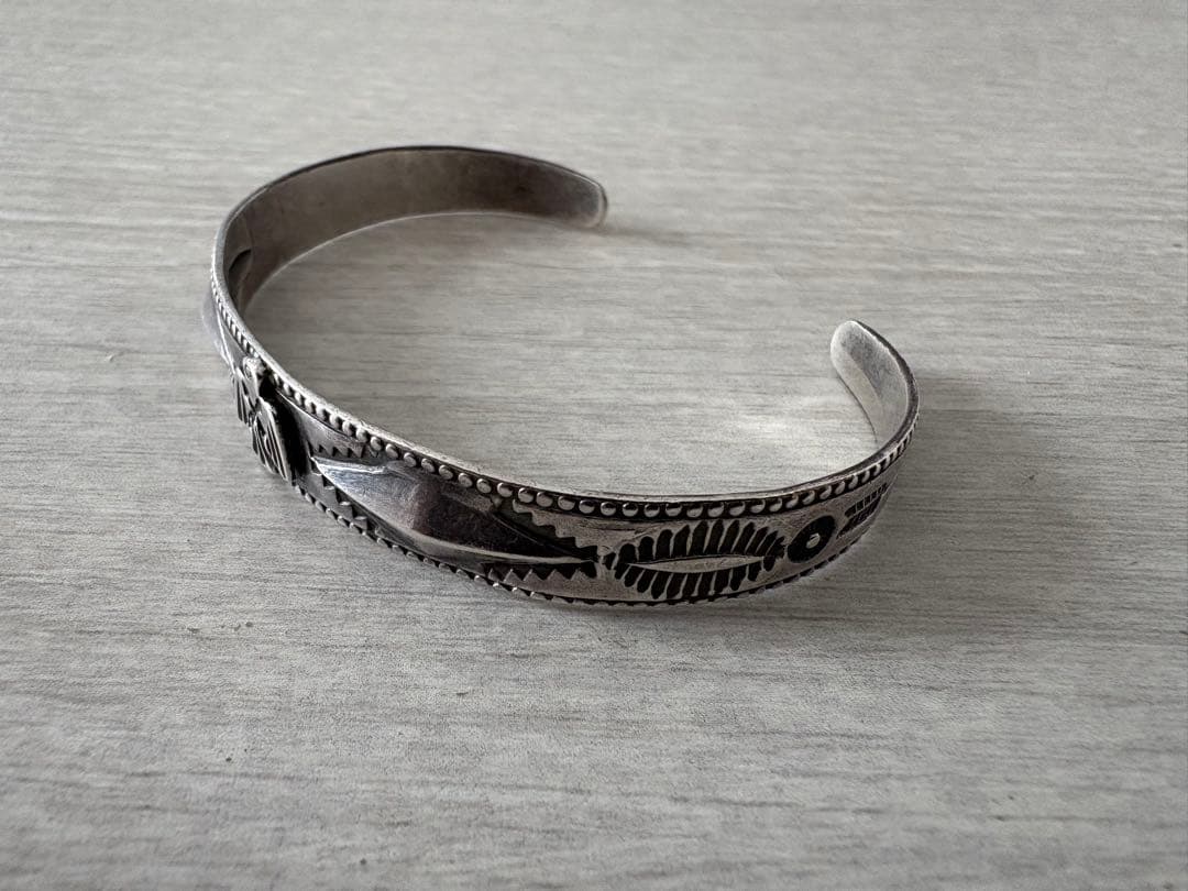 ナバホ族 ビンテージ サンダーバード バングル