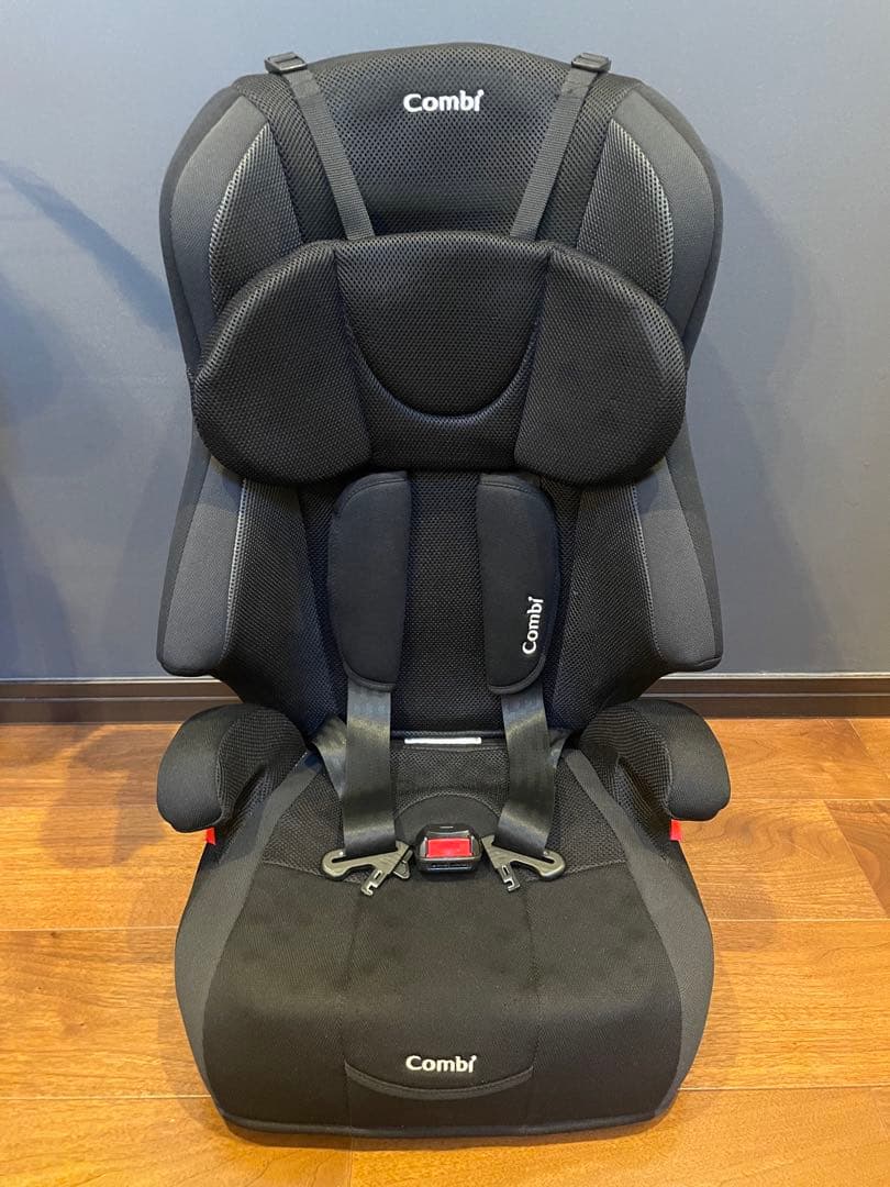 Combi チャイルドシート ブラック