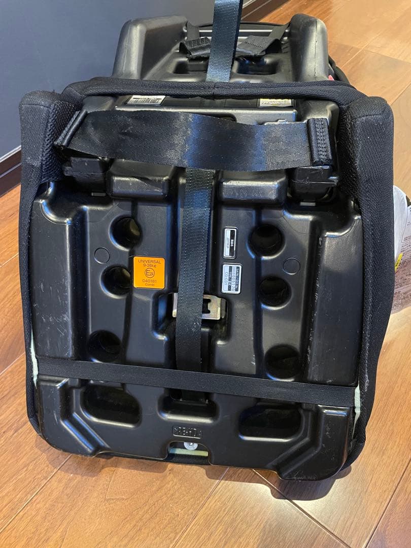 Combi チャイルドシート ブラック