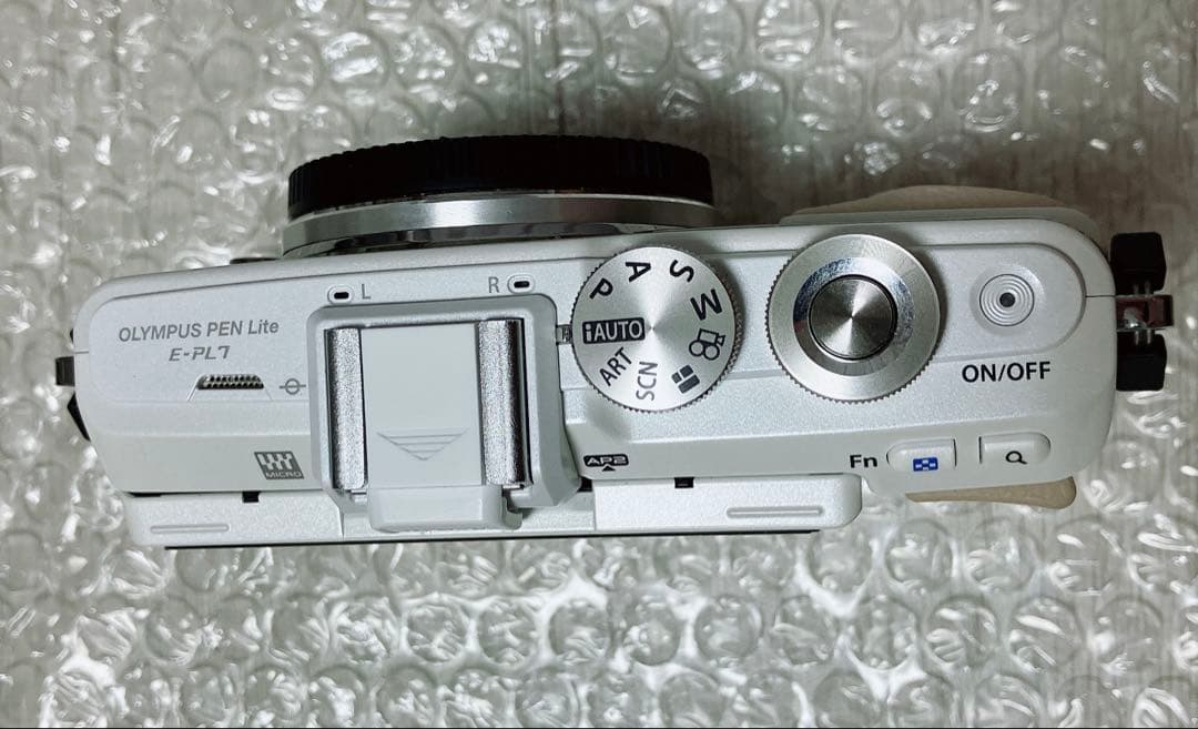 OLYMPUS PEN Lite E-PL7 ホワイト