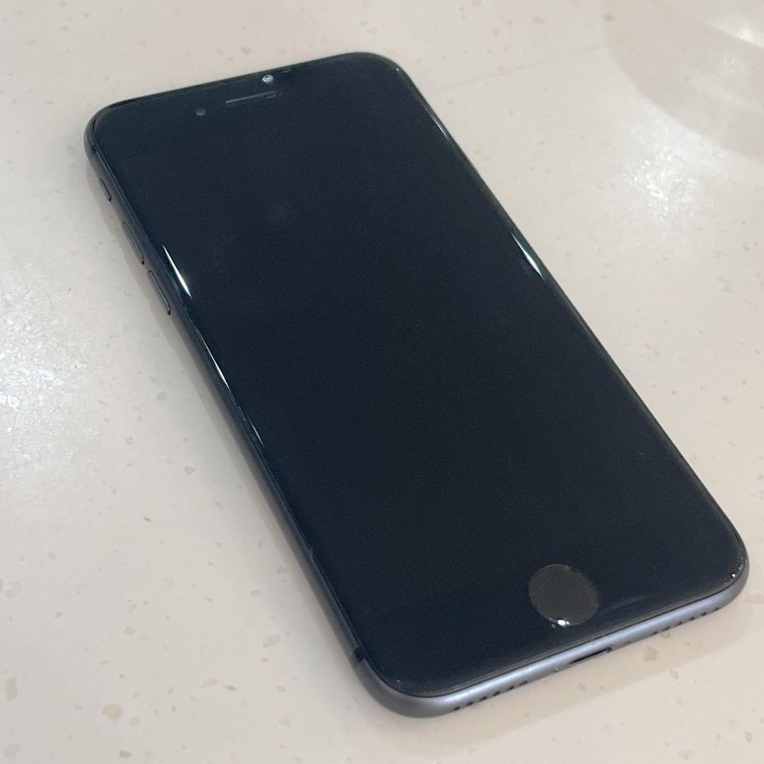 Apple iPhone 8 256GB 本体のみ　ブラック